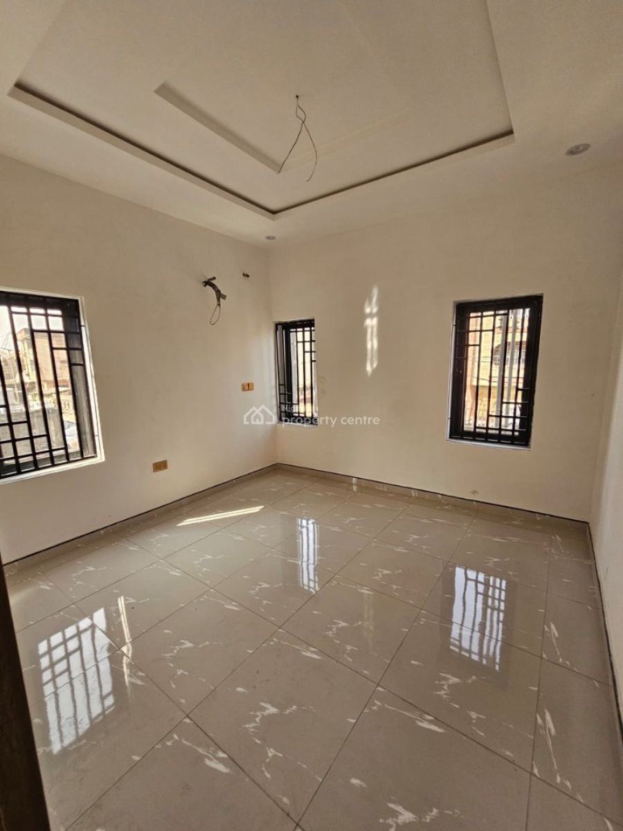Spacious 2&3 Bedroom Apartment, Surulere, Lagos, House for Sale