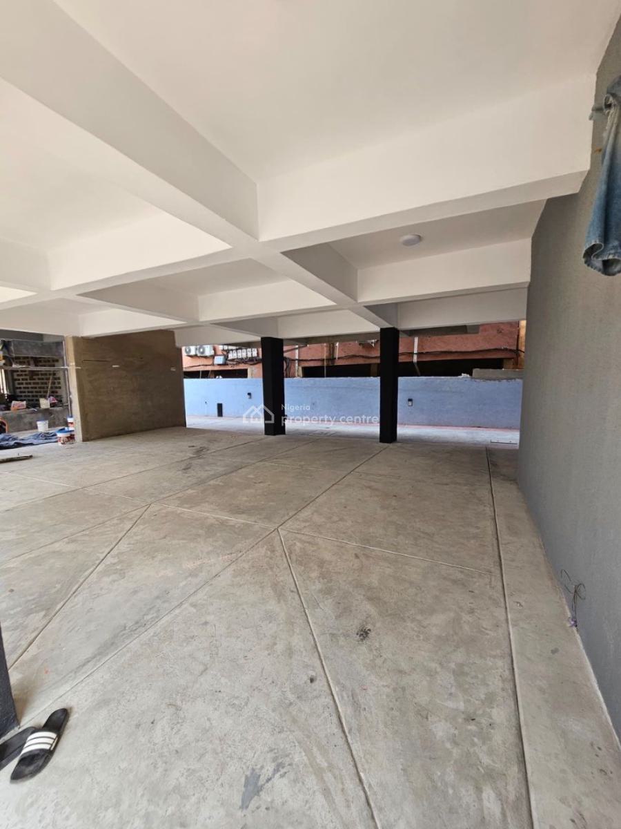 Spacious 2&3 Bedroom Apartment, Surulere, Lagos, House for Sale