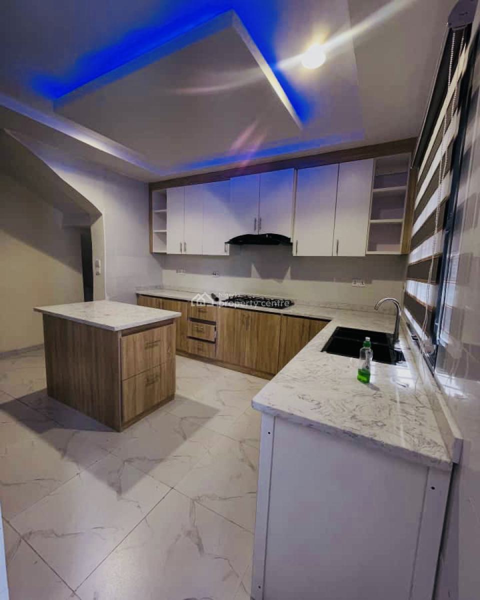 Exquisite 4 Bedroom Terrace Duplex with Inverter and Bq, Serene , Secured Abs Beautiful Estate, Osapa, Lekki, Lagos, Terraced Duplex for Rent