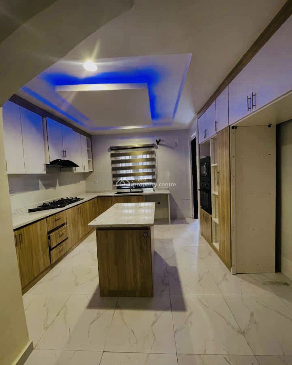 Exquisite 4 Bedroom Terrace Duplex with Inverter and Bq, Serene , Secured Abs Beautiful Estate, Osapa, Lekki, Lagos, Terraced Duplex for Rent
