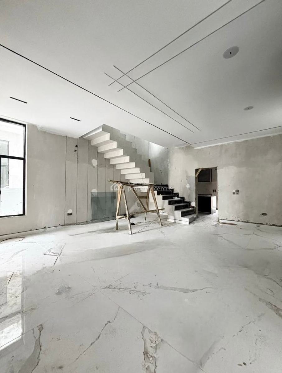 Stunning 5 Bedroom Duplex with a Bq in a Serene Neighborhood, Lekki Phase 1, Lekki, Lagos, House for Sale