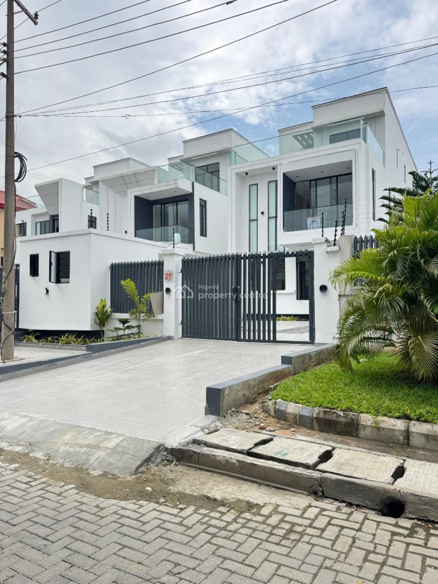 Beautiful 5 Bedroom Duplex with a Bq and a Pool, Lekki Phase 1, Lekki, Lagos, House for Sale