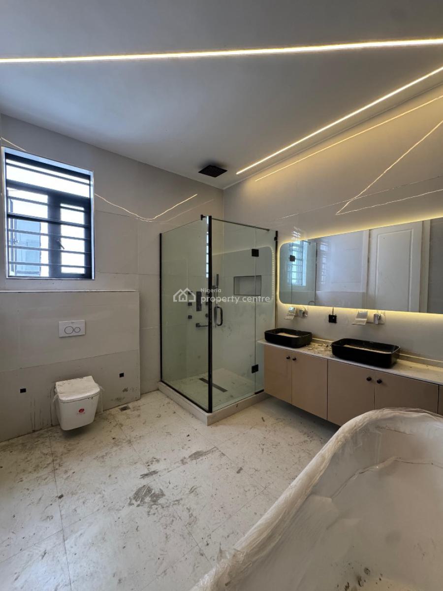 Beautiful 5 Bedroom Duplex with a Bq and a Pool, Lekki Phase 1, Lekki, Lagos, House for Sale