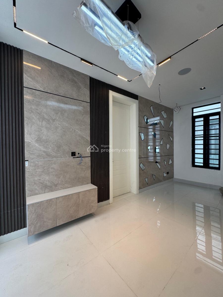 Beautiful 5 Bedroom Duplex with a Bq and a Pool, Lekki Phase 1, Lekki, Lagos, House for Sale