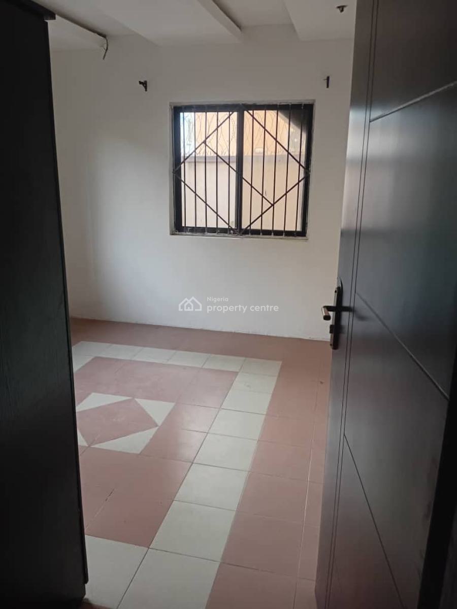 2 Bedrooms Flat, Omole Phase 2, Ikeja, Lagos, Flat / Apartment for Rent