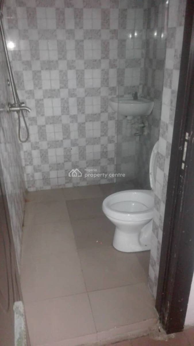 2 Bedrooms Flat, Omole Phase 2, Ikeja, Lagos, Flat / Apartment for Rent