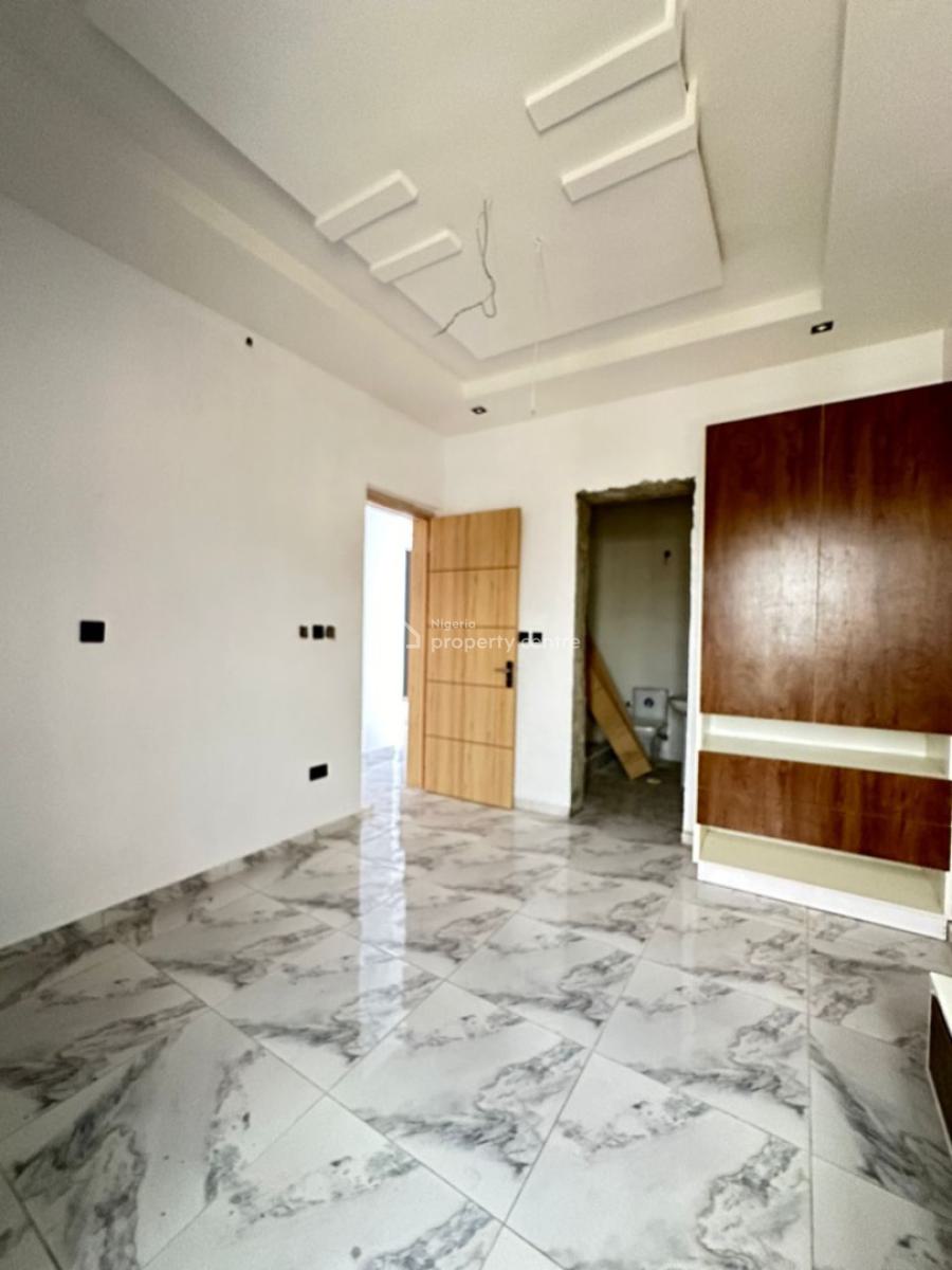 Stunning 2 Bedroom Apartment with a Bq, Ikate, Lekki, Lagos, Flat / Apartment for Sale