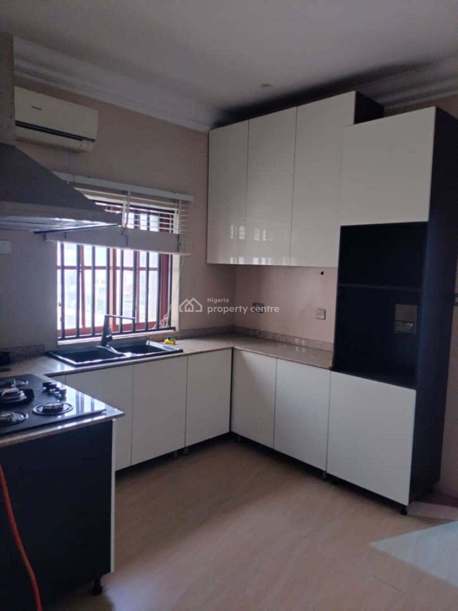 Nice 3 Bedroom Flat, Mojisola Onikoyi, Off Banana Island Road, Ikoyi, Lagos, Flat / Apartment for Rent