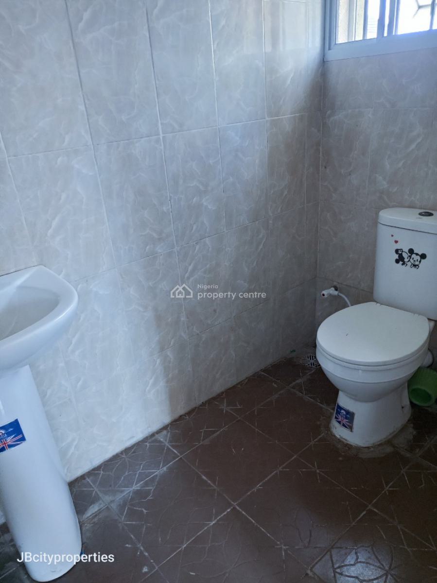 Sharp 2 Bedroom Apartment, Ogombo, Ajah, Lagos, Flat / Apartment for Rent