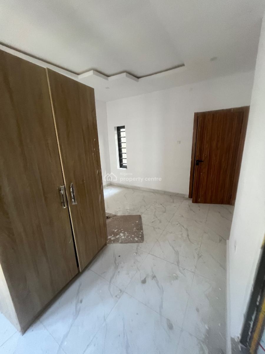 Brand New 3bedroom Flat Very Close to D Road, Abraham Adesanya, Ajah, Lagos, Flat / Apartment for Rent