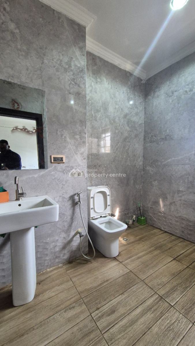 Spacious and Fully Serviced 3 Bedroom Flat with a Room Bq, Off Issac John Street, Ikeja Gra, Ikeja, Lagos, Flat / Apartment for Rent