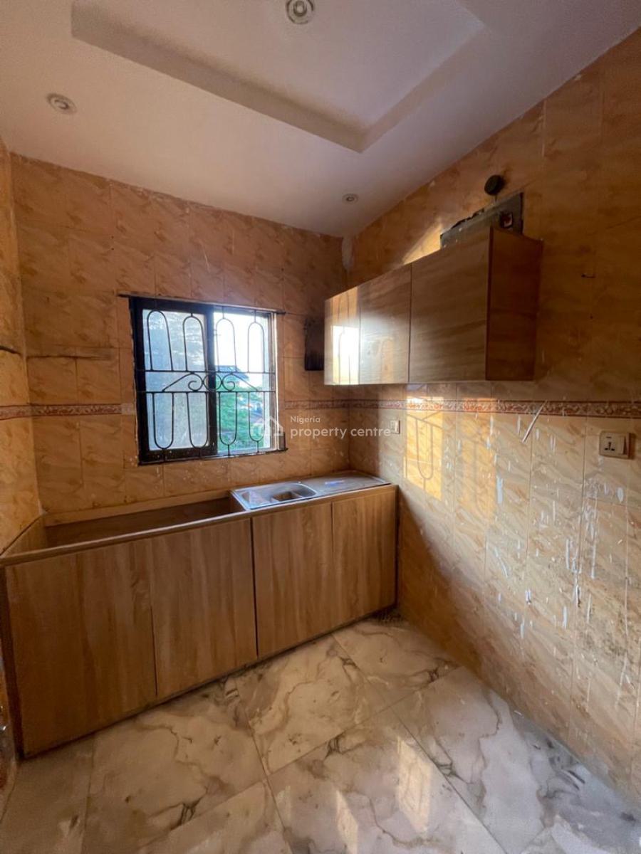 3 Bedroom Apartment in a Secured Neighborhood, Ajah, Lagos, Flat / Apartment for Rent