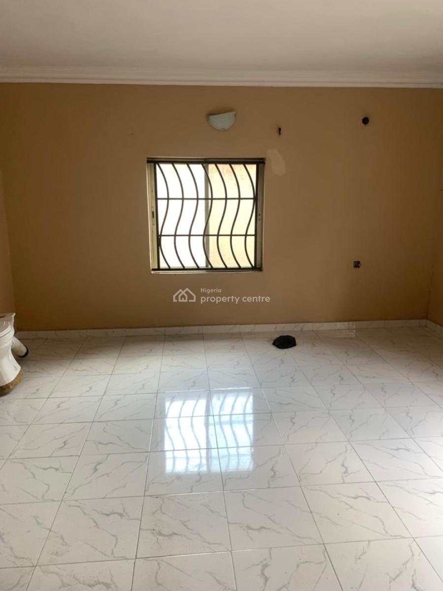 Standard 2 Bedroom Apartment in a Secured Neighborhood, Mobile Road, Ajah, Lagos, Flat / Apartment for Rent