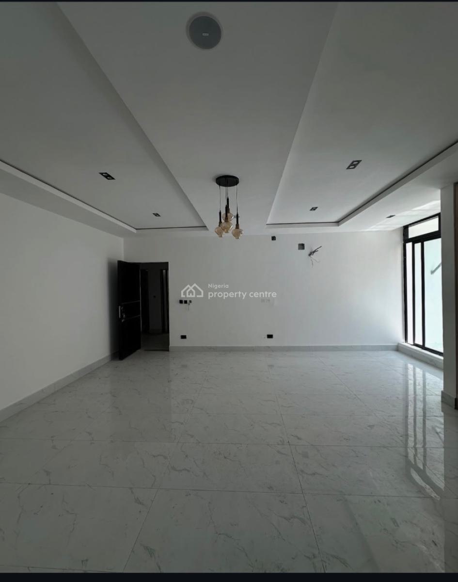 Nice and Spacious 2 Bedroom Service Apartment, Lekki Phase 1 Lagos, Lekki, Lagos, Flat / Apartment for Sale