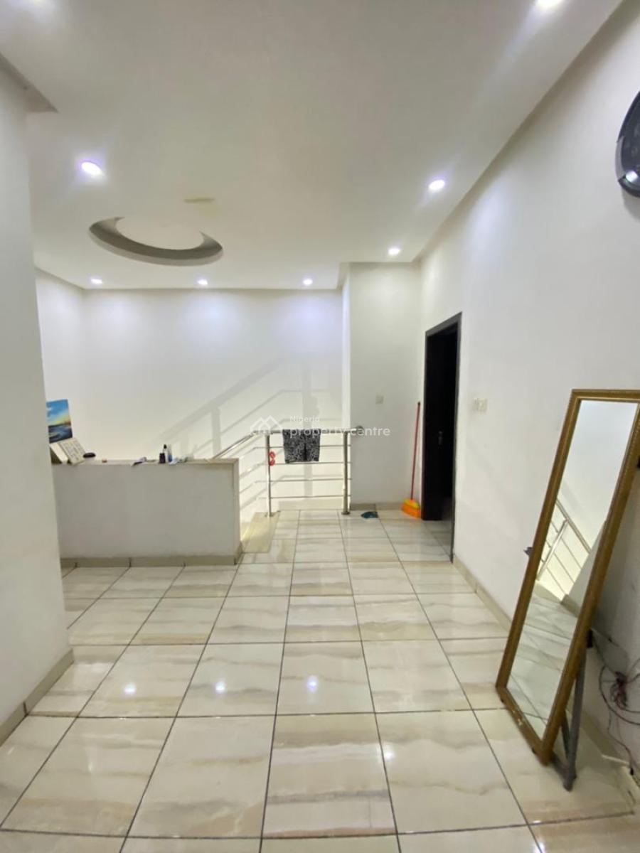 4 Bedroom Spacious Semi-detached Duplex, Osapa, Lekki, Lagos, Semi-detached Duplex for Sale