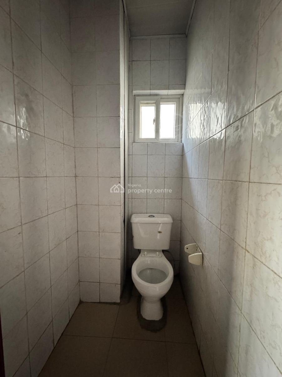 a Spacious Office/ Commercial Space, Mobil Road, Ilaje, Ajah, Lagos, Office Space for Rent