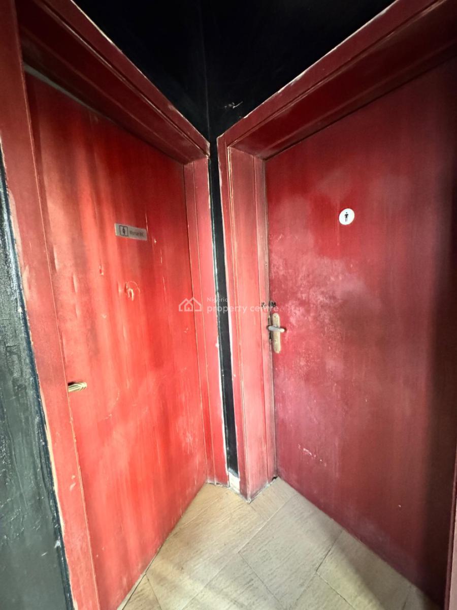 a Spacious Office/ Commercial Space, Mobil Road, Ilaje, Ajah, Lagos, Office Space for Rent