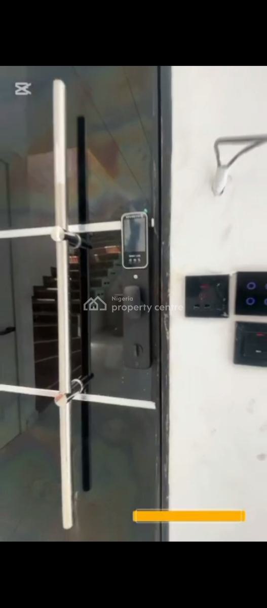 a 5bedroom Fully Detached House, Ikota, Lekki, Lagos, Detached Duplex for Sale