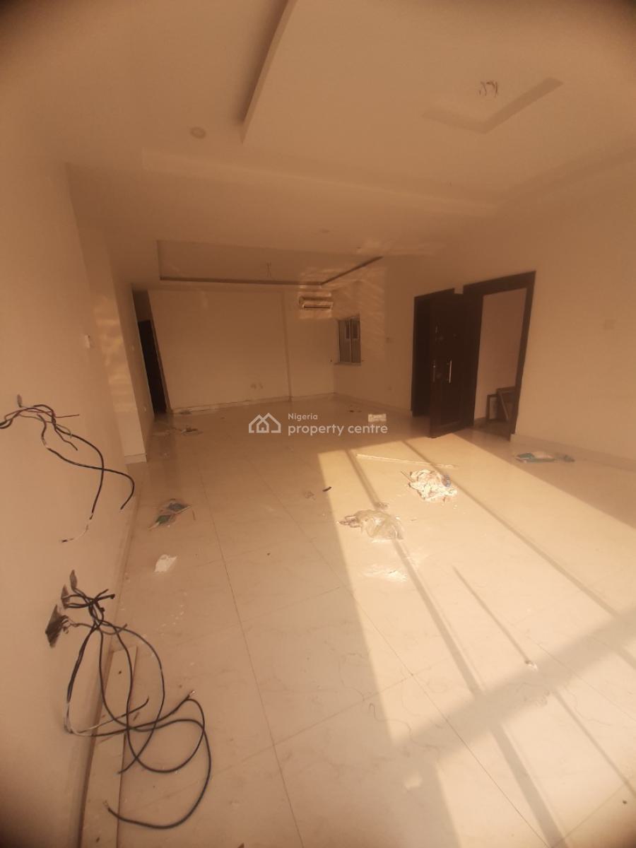 Serviced 3 Bedroom En-suite Flat with Fully Fitted Kitchen, & Air Condition, Lekki Phase 1, Lekki, Lagos, Flat / Apartment for Rent