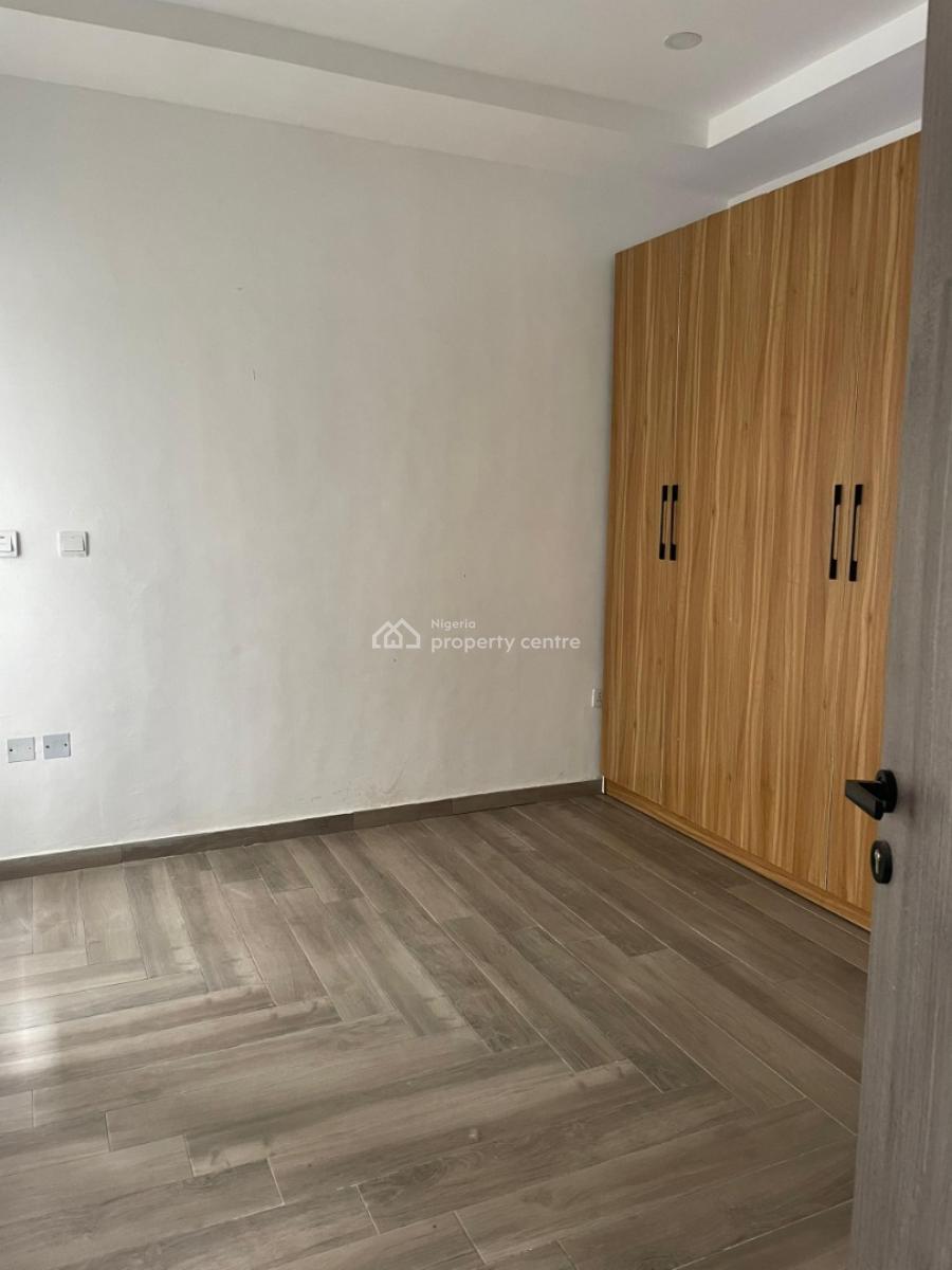 Newly Built 1 Bedroom Flat with Swimming Pool and Gym, Lekki Phase 1, Lekki, Lagos, Mini Flat (room and Parlour) for Sale