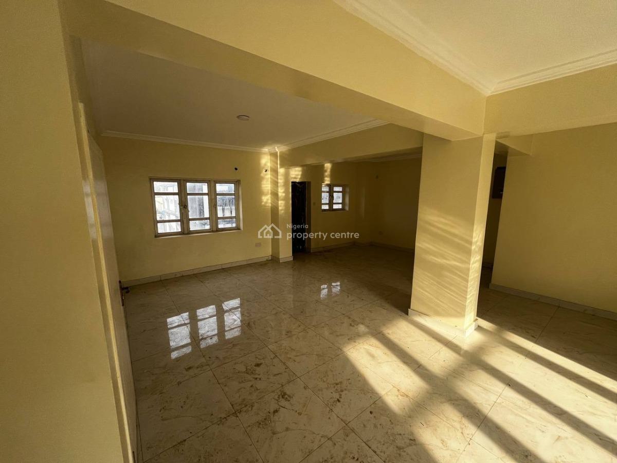 Modern 2 Bedroom Open Plan Office Space, Panti Street, Adekunle, Yaba, Lagos, Flat / Apartment for Rent