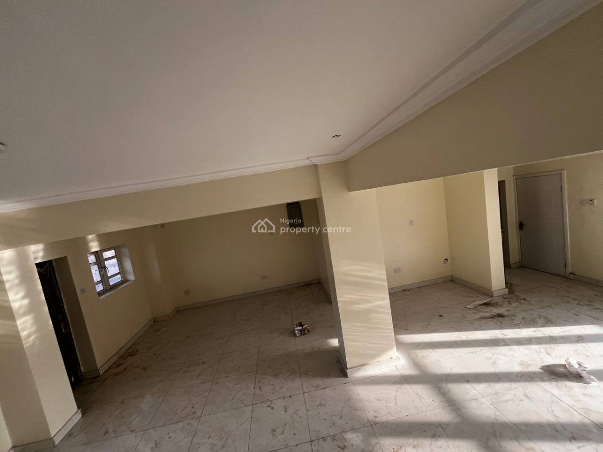 Modern 2 Bedroom Open Plan Office Space, Panti Street, Adekunle, Yaba, Lagos, Flat / Apartment for Rent