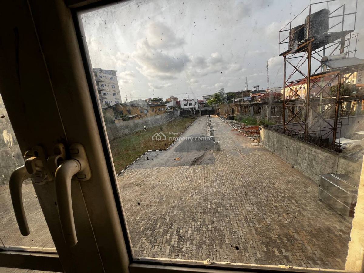 Modern 2 Bedroom Open Plan Office Space, Panti Street, Adekunle, Yaba, Lagos, Flat / Apartment for Rent