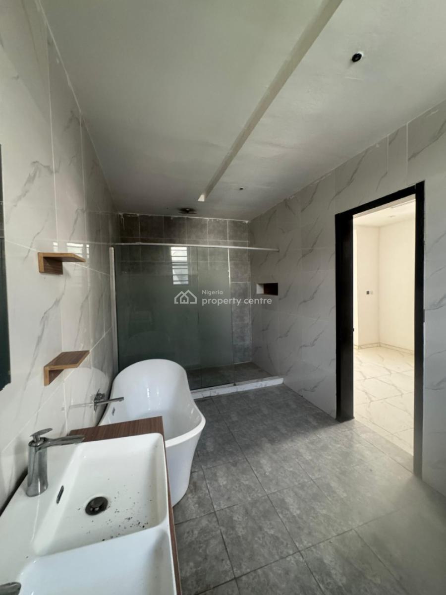 4 Bedroom Semi Detached Duplex + Bq, Lekki Phase 1, Lekki, Lagos, Semi-detached Duplex for Rent