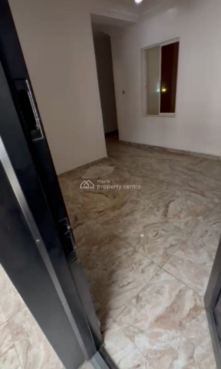 Decent, Spacious 2 Bedroom Flat, Chevy View Estates, Lekki, Lagos, Flat / Apartment for Rent