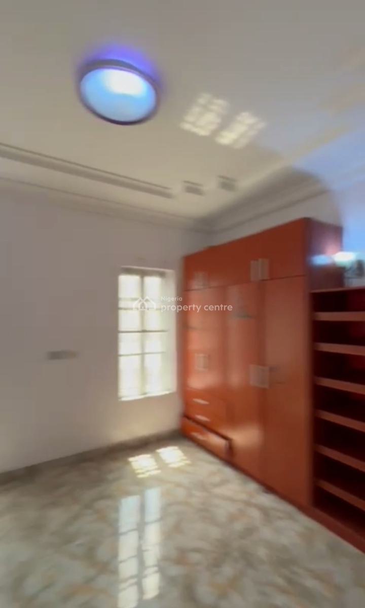 Decent, Spacious 2 Bedroom Flat, Chevy View Estates, Lekki, Lagos, Flat / Apartment for Rent