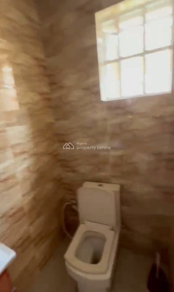 Decent, Spacious 2 Bedroom Flat, Chevy View Estates, Lekki, Lagos, Flat / Apartment for Rent