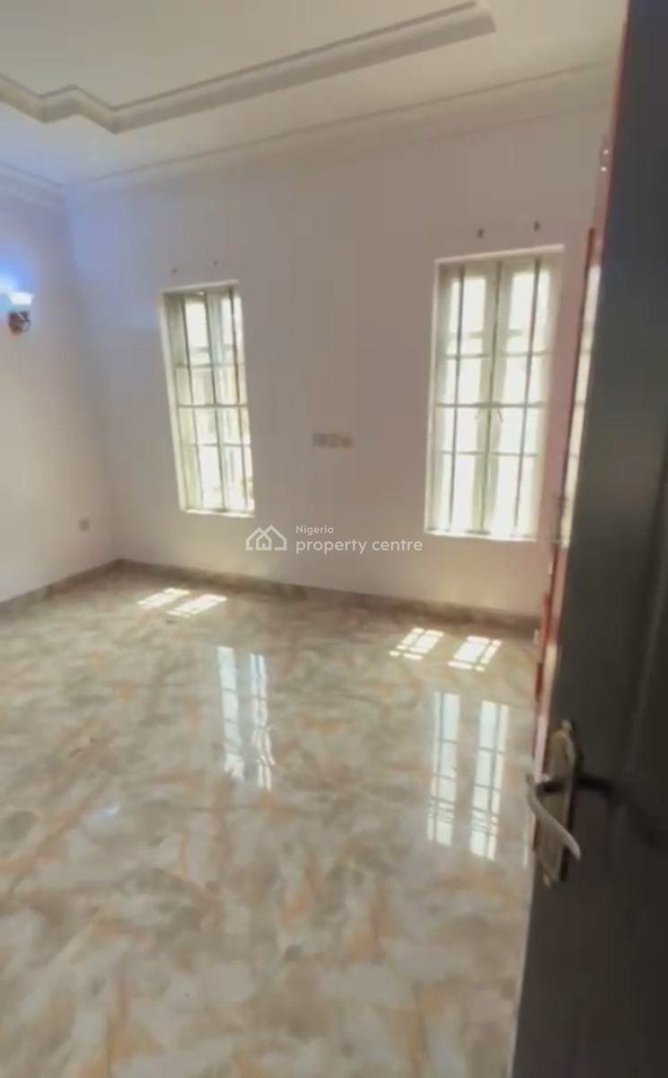 Decent, Spacious 2 Bedroom Flat, Chevy View Estates, Lekki, Lagos, Flat / Apartment for Rent