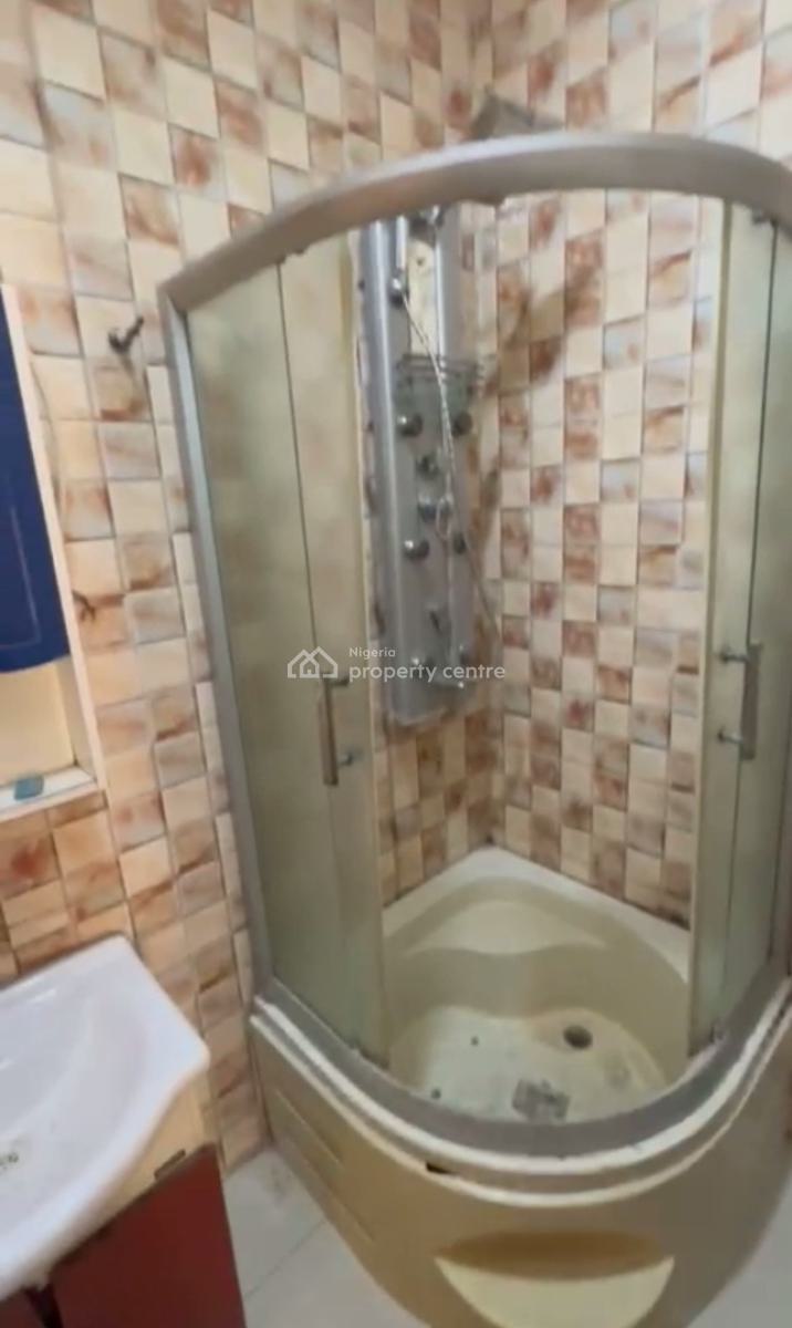 Decent, Spacious 2 Bedroom Flat, Chevy View Estates, Lekki, Lagos, Flat / Apartment for Rent