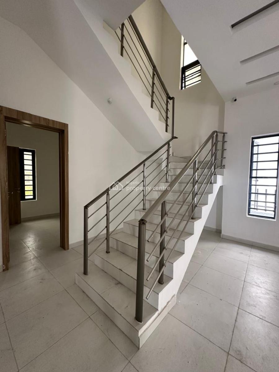 Spacious 5 Bedroom Fully Detached Duplex with Bq, Lekki, Lagos, Detached Duplex for Sale