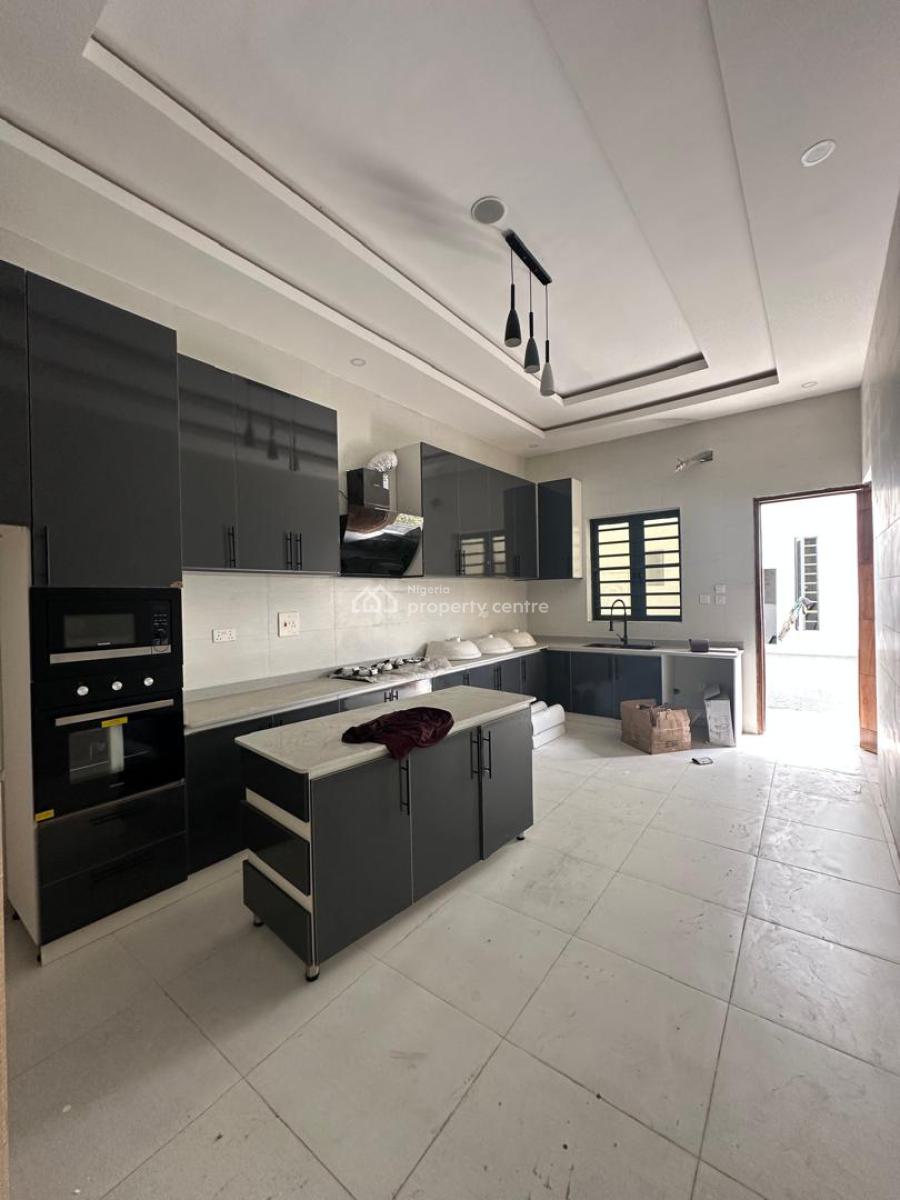 Spacious 5 Bedroom Fully Detached Duplex with Bq, Lekki, Lagos, Detached Duplex for Sale