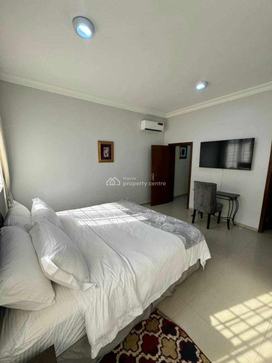 4 Bedroom in Wuse 2, Wuse 2, Abuja, Flat / Apartment Short Let