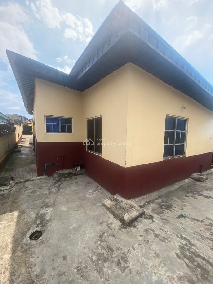 a Bungalow, Isuti Road, Igando, Ikotun, Lagos, Detached Bungalow for Sale