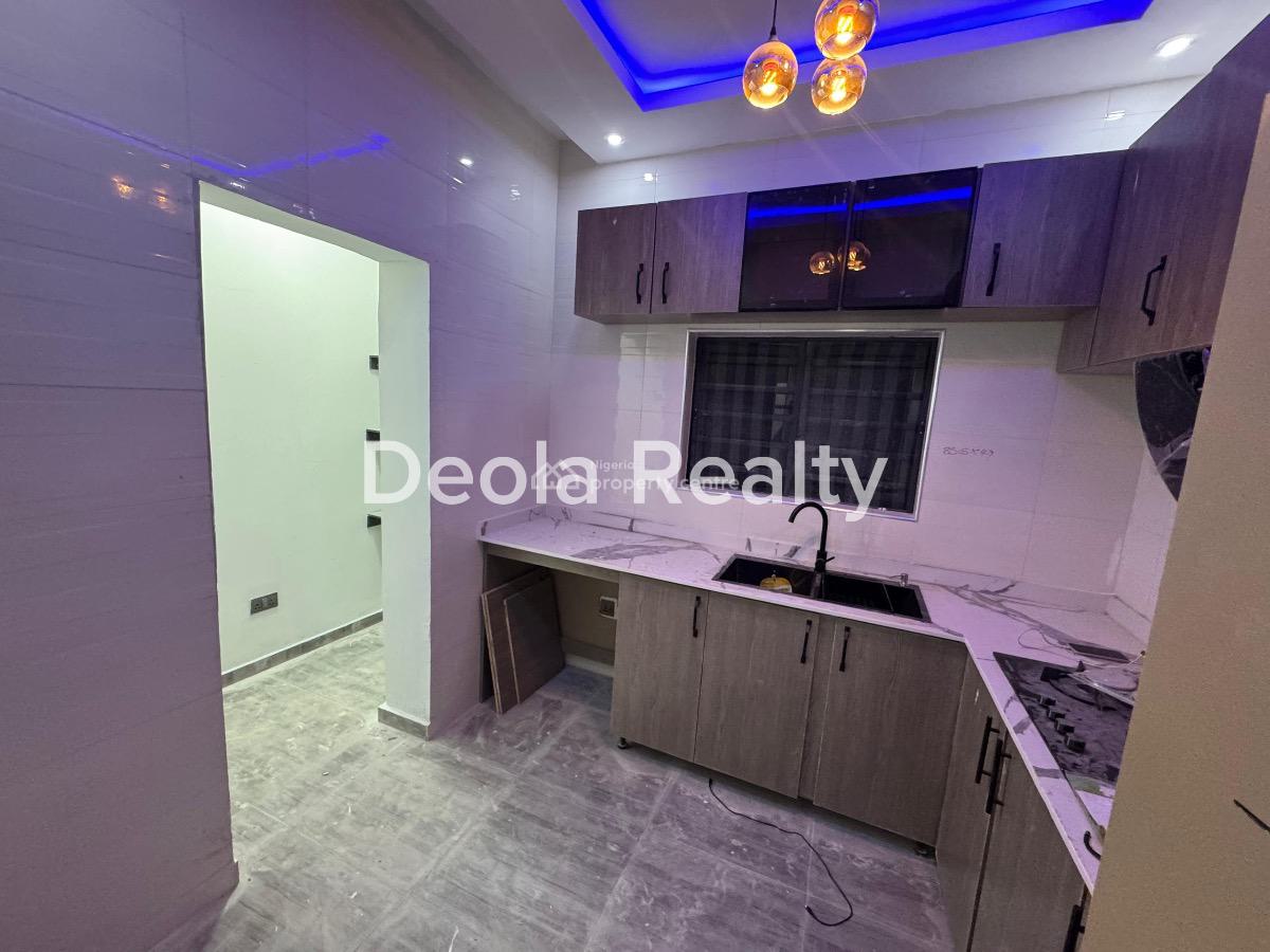 a Luxury Newly Built 2 Bedroom Serviced Apartment with Balcony, Pinnock Beach Road, Osapa, Lekki, Lagos, Flat / Apartment for Rent