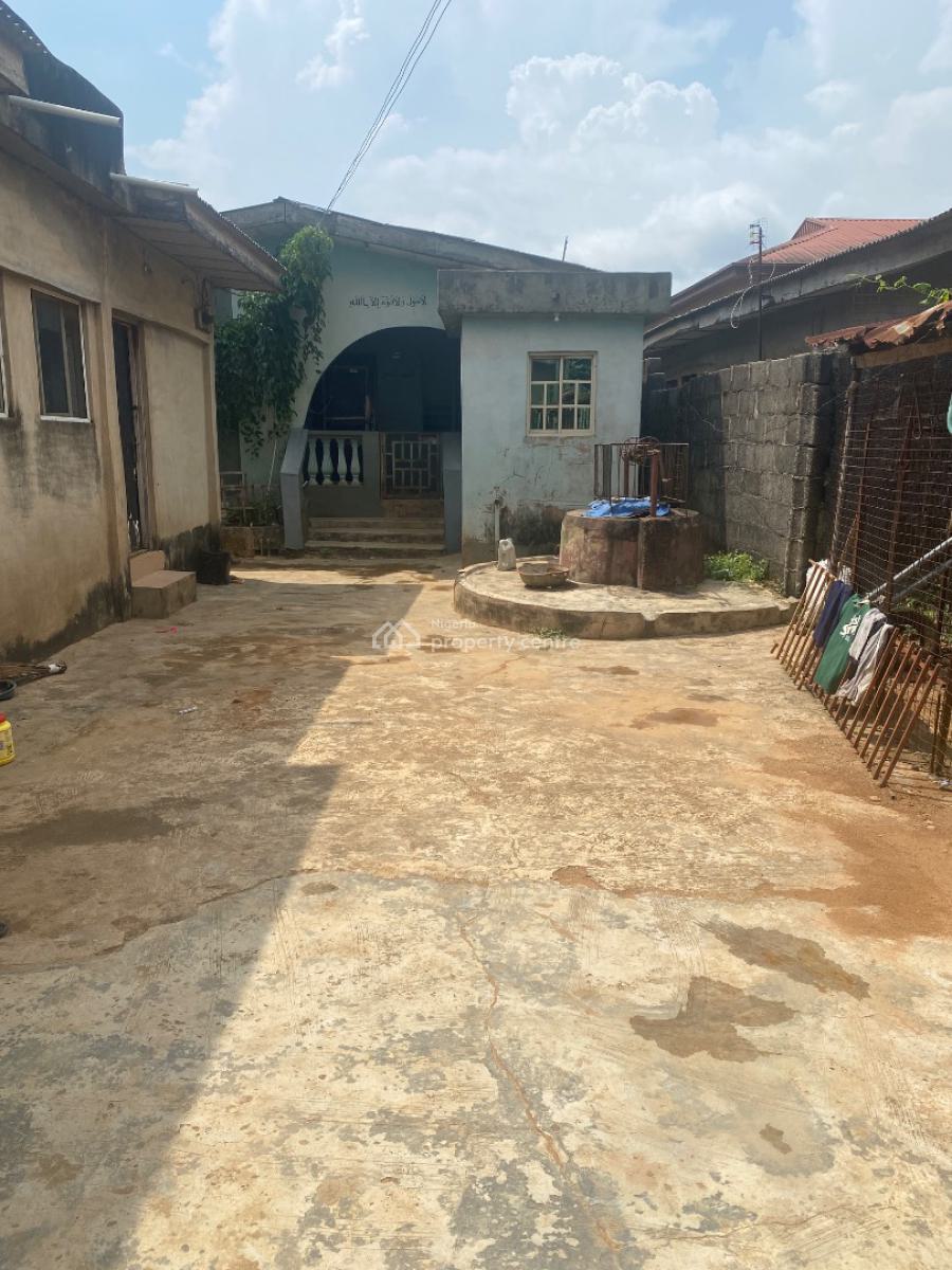 a 4 Bedroom Bungalow, Isuti Road, Igando, Ikotun, Lagos, Detached Bungalow for Sale