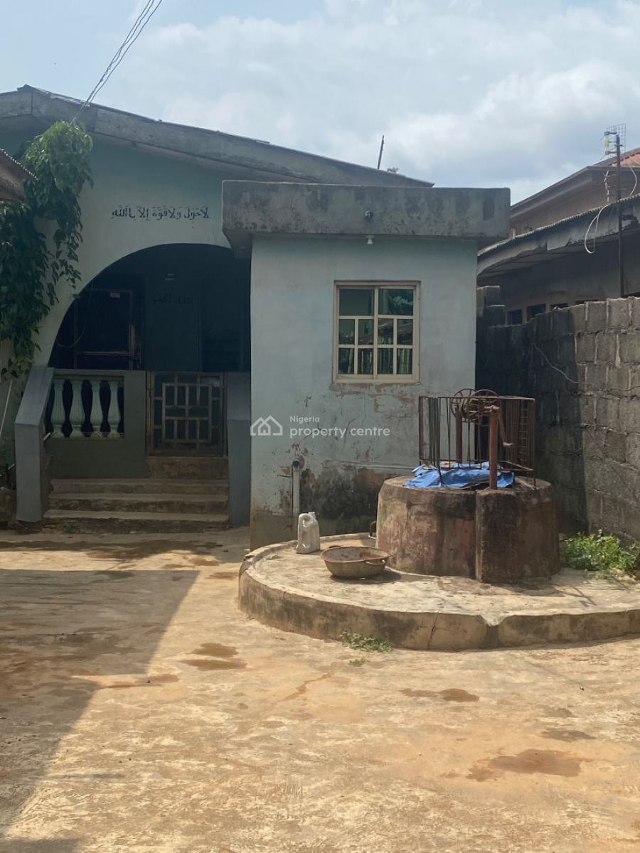 a 4 Bedroom Bungalow, Isuti Road, Igando, Ikotun, Lagos, Detached Bungalow for Sale