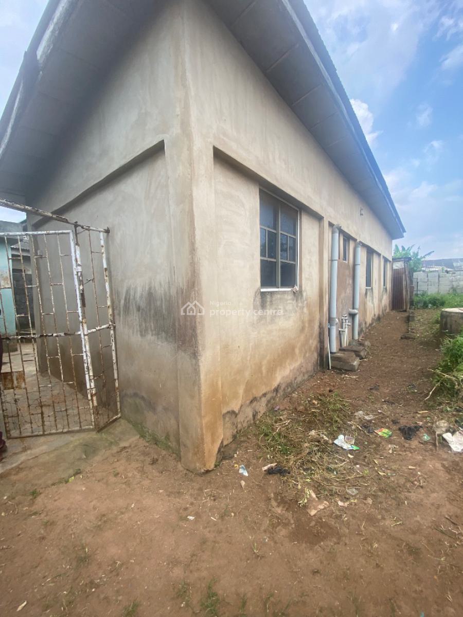 a 4 Bedroom Bungalow, Isuti Road, Igando, Ikotun, Lagos, Detached Bungalow for Sale