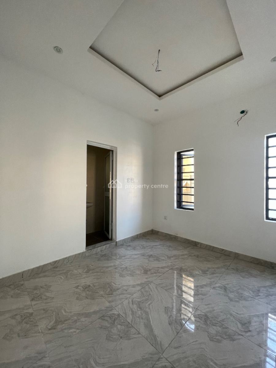 Fully Serviced 2 Bedroom Apartment, Ologolo, Lekki, Lagos, Flat / Apartment for Sale