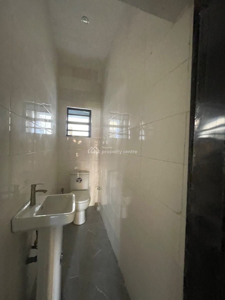 Fully Serviced 2 Bedroom Apartment, Ologolo, Lekki, Lagos, Flat / Apartment for Sale