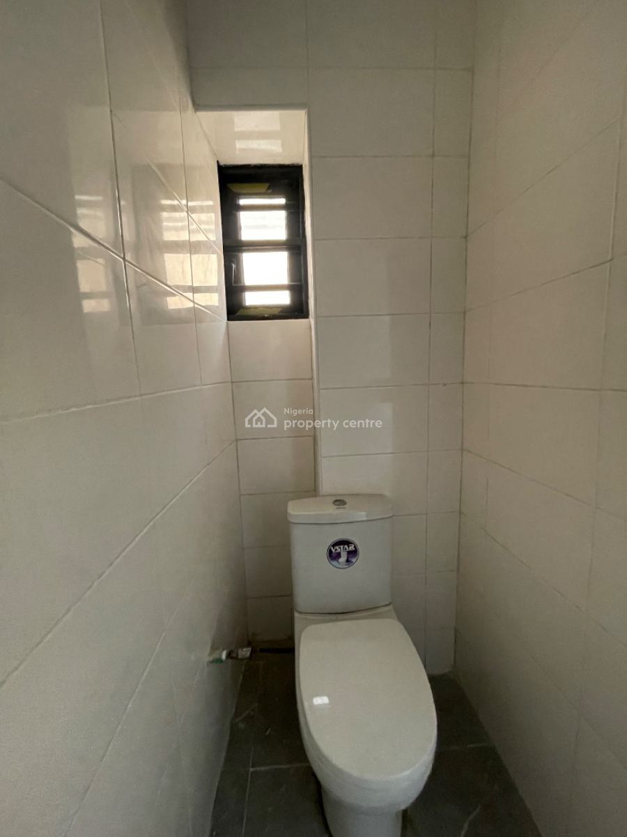 Fully Serviced 2 Bedroom Apartment, Ologolo, Lekki, Lagos, Flat / Apartment for Sale