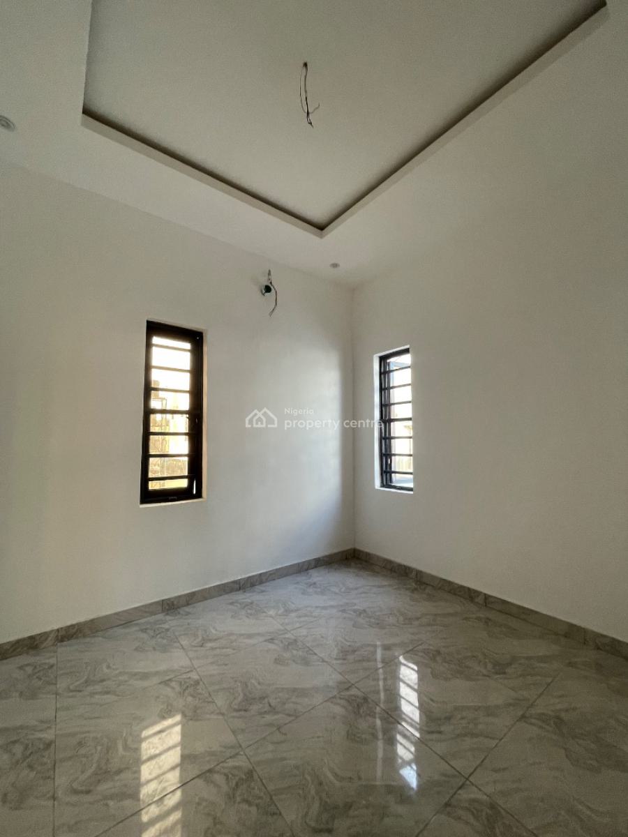 Fully Serviced 2 Bedroom Apartment, Ologolo, Lekki, Lagos, Flat / Apartment for Sale