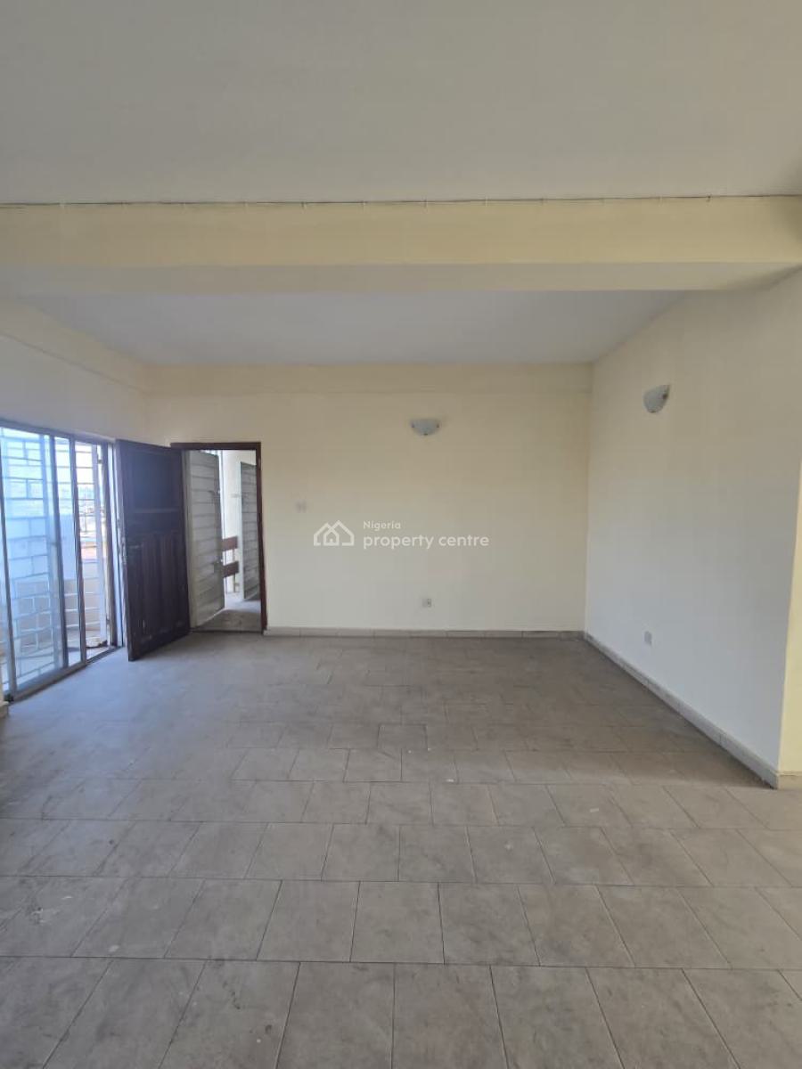 Spacious 2 Bedroom Flat, Mende, Maryland, Lagos, Flat / Apartment for Rent