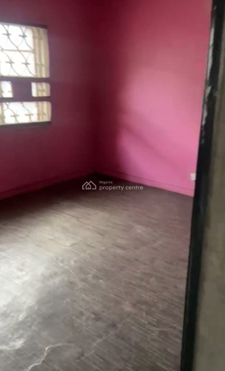 Spacious 3 Bedroom Up Flat., Anthony, Maryland, Lagos, Flat / Apartment for Rent