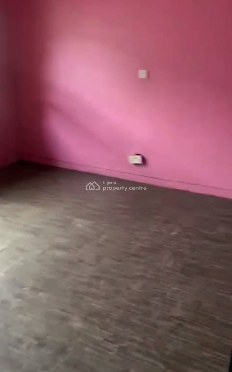 Spacious 3 Bedroom Up Flat., Anthony, Maryland, Lagos, Flat / Apartment for Rent