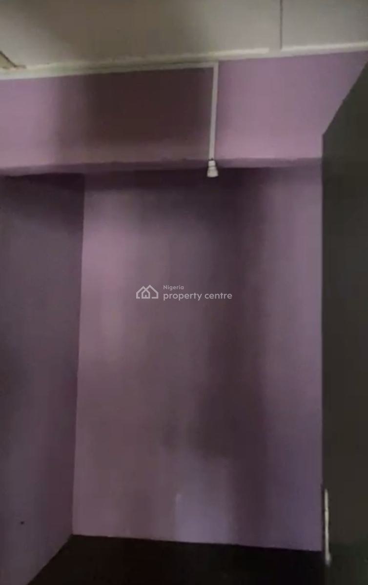 Spacious 3 Bedroom Up Flat., Anthony, Maryland, Lagos, Flat / Apartment for Rent