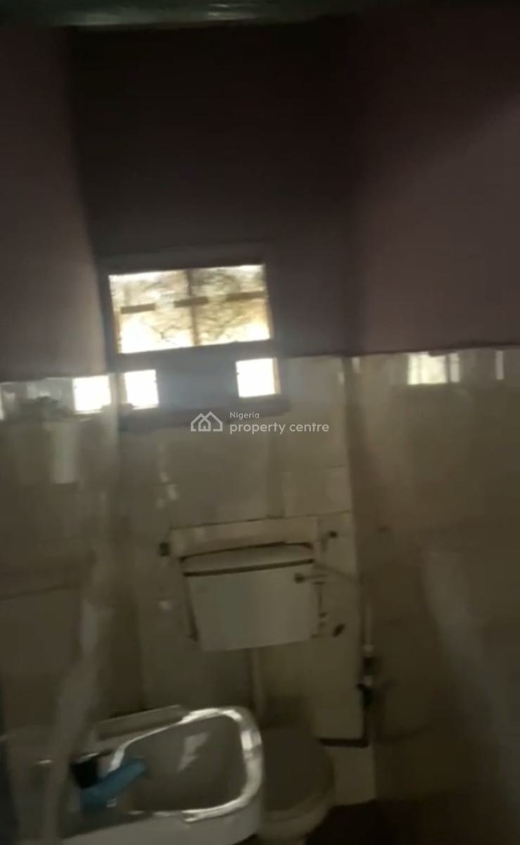 Spacious 3 Bedroom Up Flat., Anthony, Maryland, Lagos, Flat / Apartment for Rent